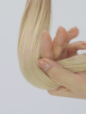 T18/24 ombré dunkelnaturblond asch & hellaschblond, T18/24 ombre dark natural blonde ash & light ash blonde, T18/24 ombré blond foncé naturel cendré & blond cendré clair